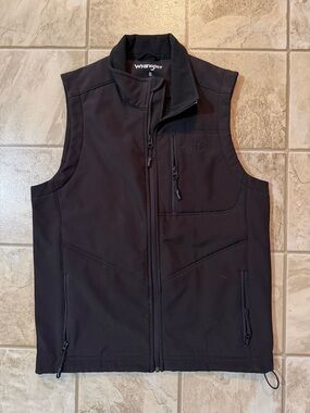 Wrangler Black Softshell Vest with Zip Pockets